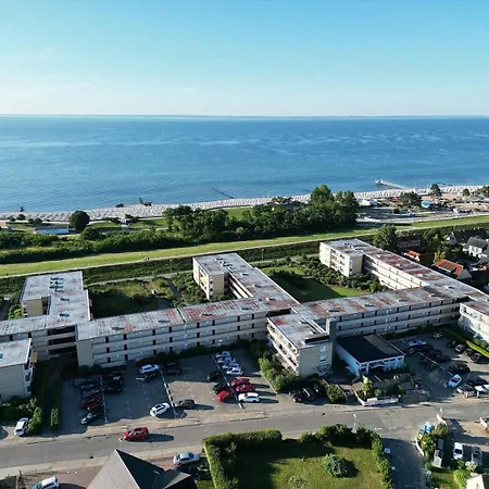 Baltic Whg 16 아파트 그로미츠